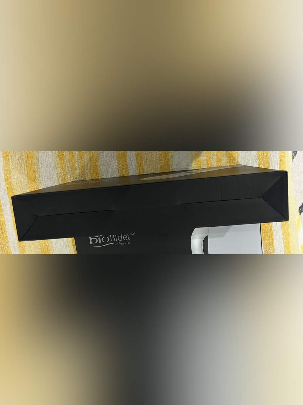 Bio Bidet SlimTwist Non-Electric Bidet Attachment White NWT - Picture 6 of 6